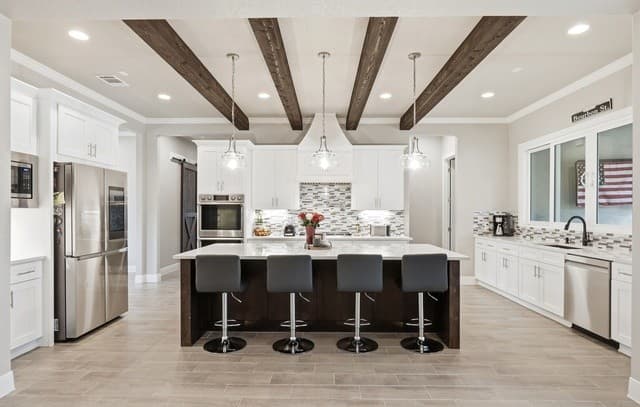 4-bedroom rental at 424 Arthur Ct in Spring Branch, TX — photo 3