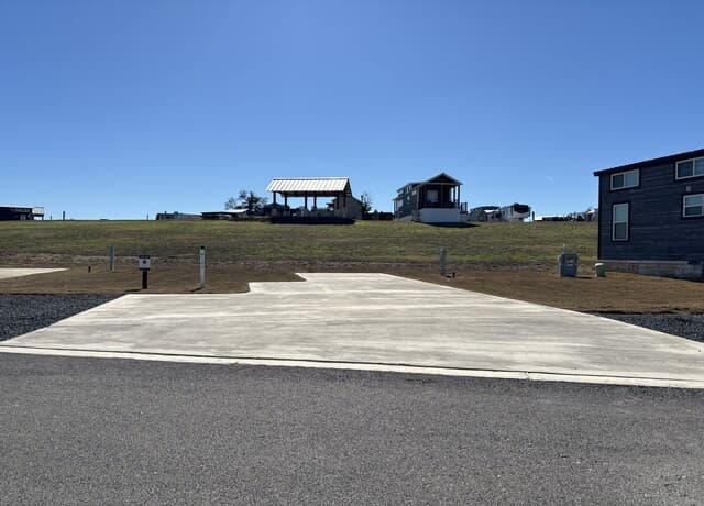 rental at 5386 Ranch Road 1376 #141 in Fredericksburg, TX — photo 2
