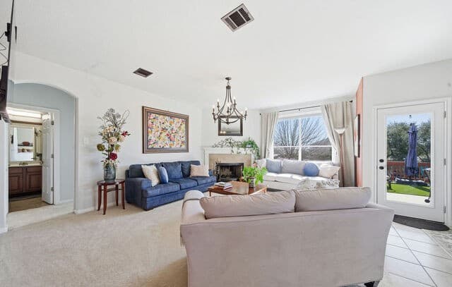 4-bedroom rental at 3622 Cotoneaster in San Antonio, TX — photo 5