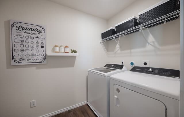 4-bedroom rental at 455 White Heron Way in Marion, TX — photo 4