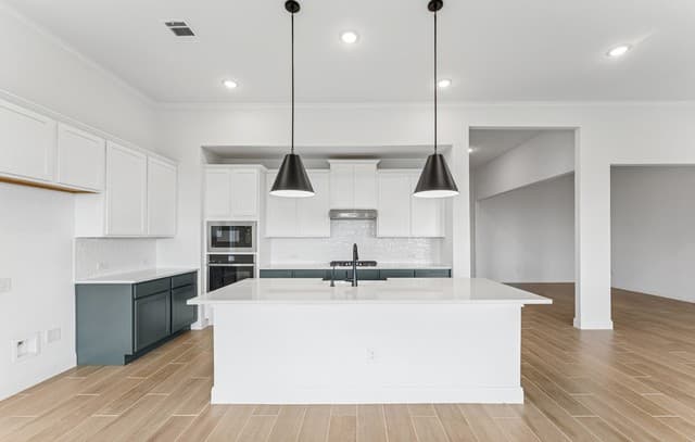 4-bedroom rental at 5011 Everly Terrace in San Antonio, TX — photo 3