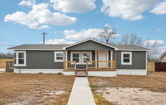 3-bedroom home for sale at 101 Natchez in Poth TX