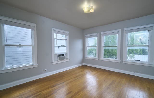 rental at 218 Claremont in San Antonio, TX — photo 3