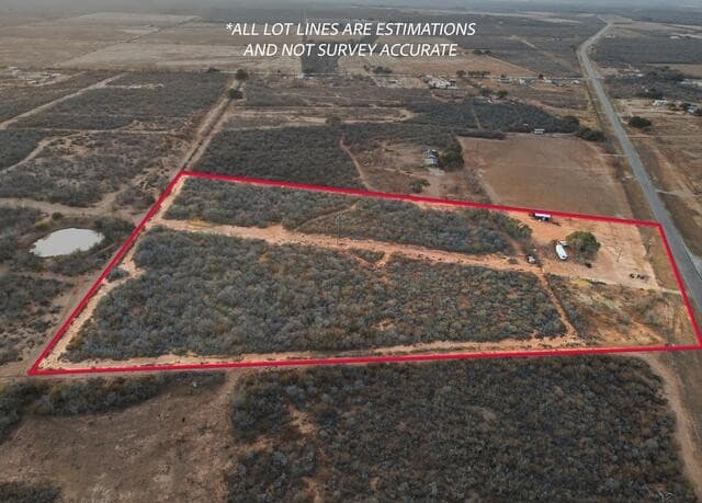 rental at 3103 W Fm 462 in Moore, TX — photo 1