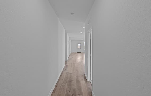 4-bedroom rental at 8246 Brandy Branch in San Antonio, TX — photo 4
