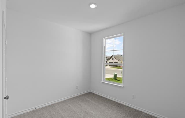 4-bedroom rental at 8246 Brandy Branch in San Antonio, TX — photo 5