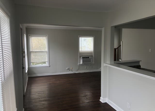 rental at 261 Claremont in San Antonio, TX — photo 2