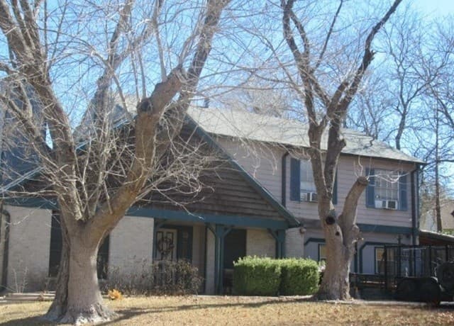 3-bedroom rental at 5928 Hidden Peak ST in San Antonio, TX — photo 3