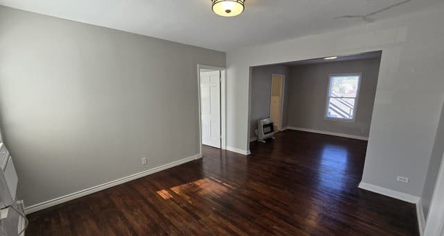 rental at 323 Claremont in San Antonio, TX — photo 2