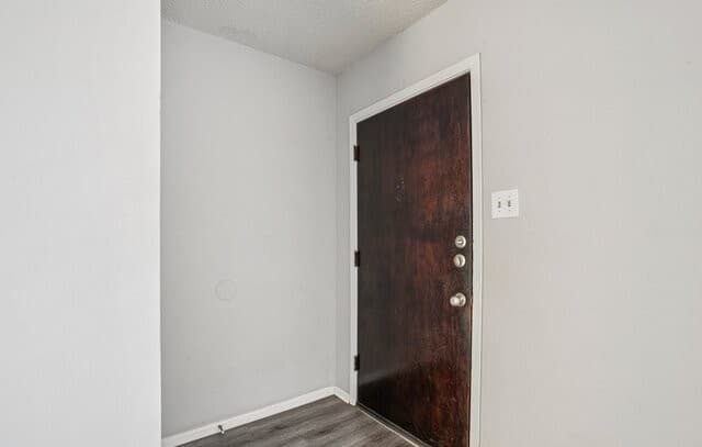 3-bedroom rental at 318 Balboa Drive in Universal City, TX — photo 5
