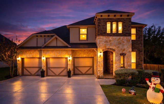 4-bedroom rental at 28719 Howards Bull in Boerne, TX — photo 1