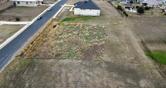 rental at 715 Abbott in St Hedwig, TX — photo 5