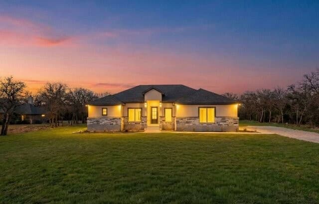 4-bedroom rental at 201 Sendera Crossing in La Vernia, TX — photo 1