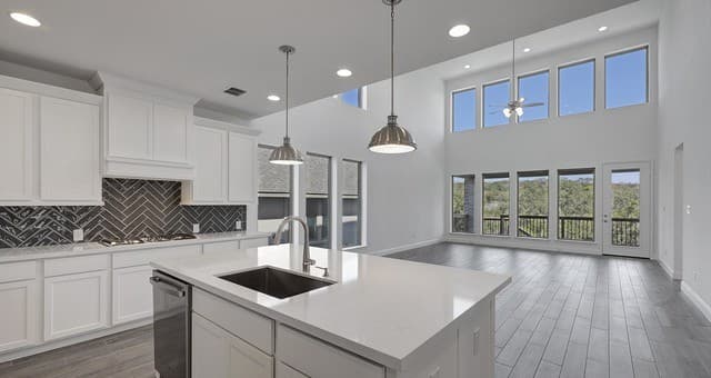 4-bedroom rental at 24110 Sidehill Lie in San Antonio, TX — photo 5
