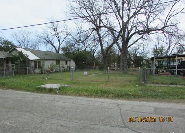 rental at 516 Potomac in San Antonio, TX — photo 4