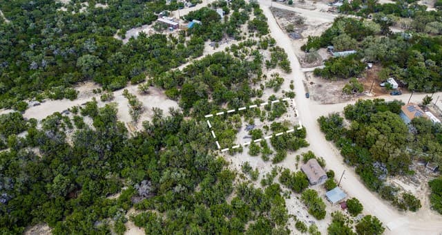 rental at 206 Overland in Bandera, TX — photo 2