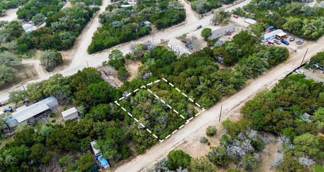 rental at 458 / 464 Matt Dillon in Bandera, TX — photo 3