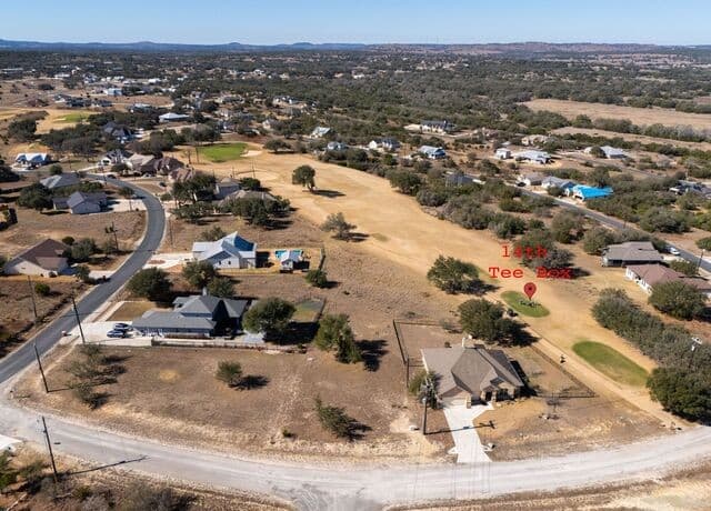 rental at 118 S Jerry Grey in Blanco, TX — photo 3