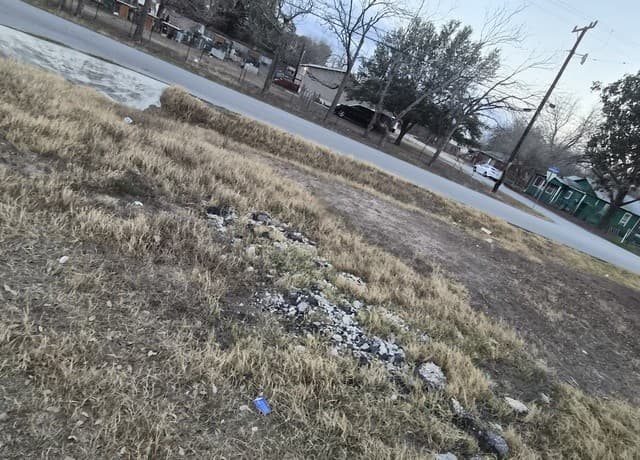 rental at 10231 Commerce in Atascosa, TX — photo 1