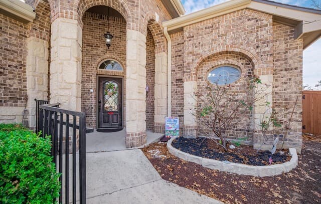 4-bedroom rental at 12230 Old Stillwater in San Antonio, TX — photo 3