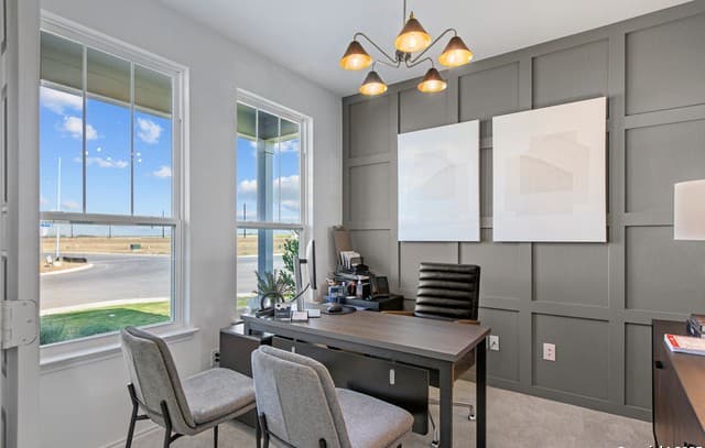 4-bedroom rental at 8230 Brandy Branch in San Antonio, TX — photo 3