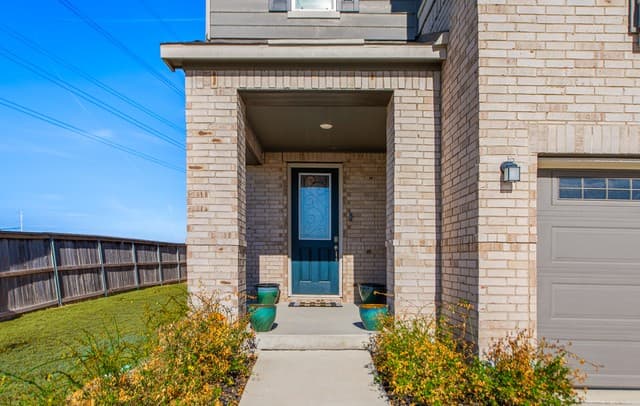 4-bedroom rental at 5205 Nature Path in Marion, TX — photo 2