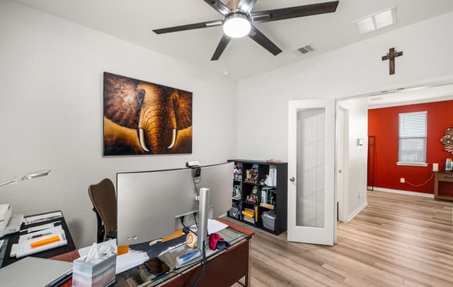 4-bedroom rental at 5205 Nature Path in Marion, TX — photo 3