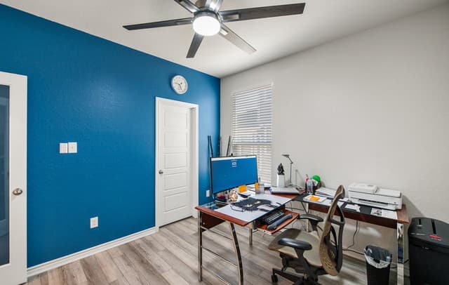 4-bedroom rental at 5205 Nature Path in Marion, TX — photo 5