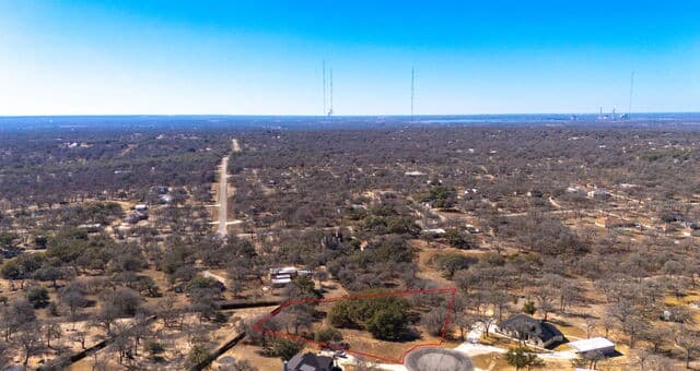 rental at 109 Calvary Dr in Adkins, TX — photo 3