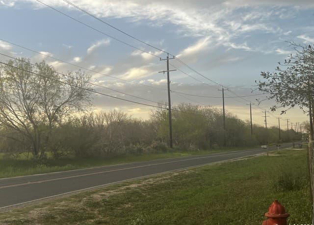 rental at 15750 Shepherd Rd in Atascosa, TX — photo 1