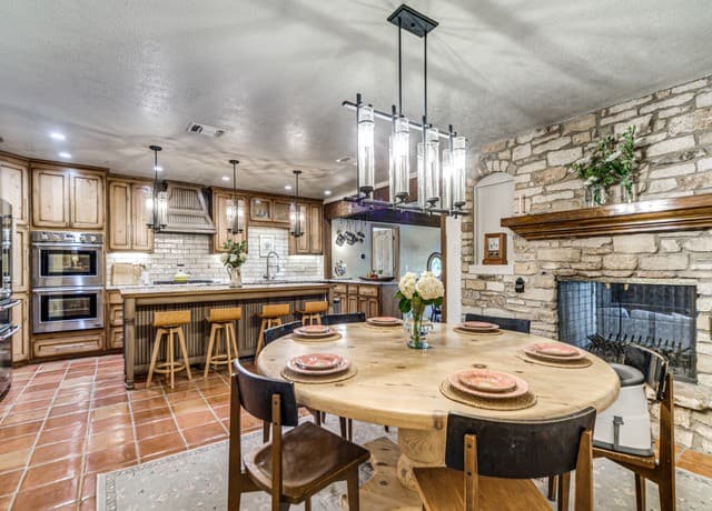 4-bedroom rental at 310 Oak Park in Boerne, TX — photo 1
