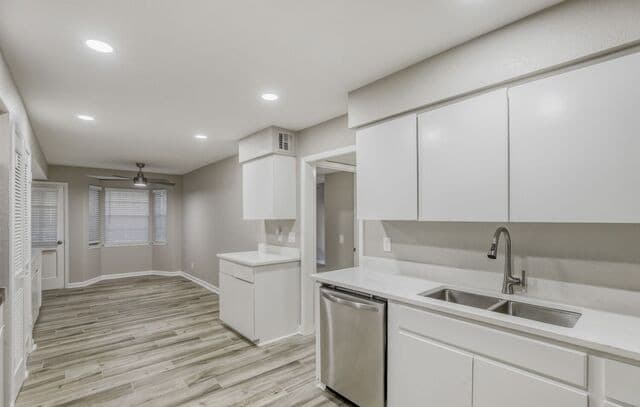 3-bedroom rental at 8033 N New Braunfels Unit # 100A in San Antonio, TX — photo 1