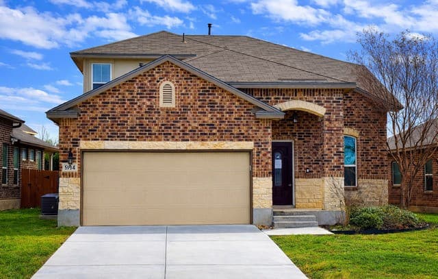 3-bedroom rental at 5914 Akin Pl in San Antonio, TX — photo 2