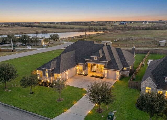 4-bedroom rental at 3314 Jons Way in Marion, TX — photo 1