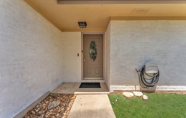 3-bedroom rental at 139 Navajo Circle in Cibolo, TX — photo 4