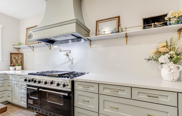 Home for sale at 7110 Poniente Unit E in San Antonio, TX — photo 3