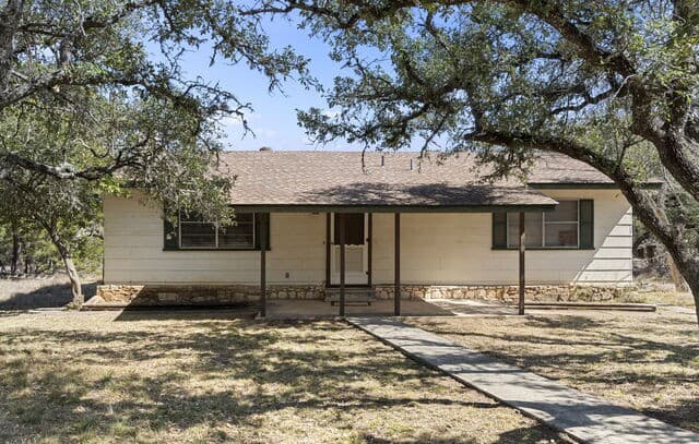2-bedroom rental at 130 River Ranch in Boerne, TX — photo 2