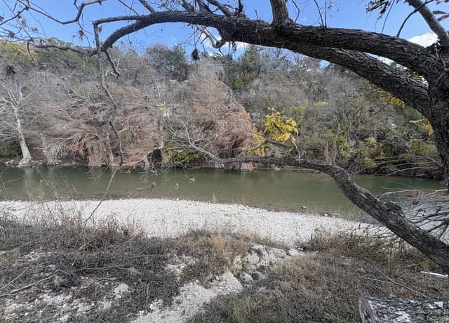 2-bedroom rental at 130 River Ranch in Boerne, TX — photo 4