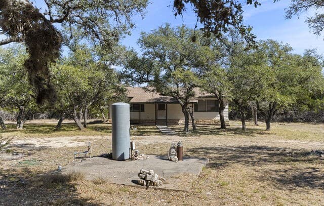 2-bedroom rental at 130 River Ranch in Boerne, TX — photo 5