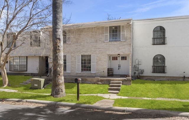 3-bedroom rental at 1324 Klondike in San Antonio, TX — photo 1
