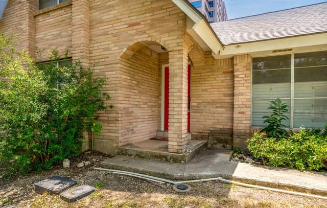 Home for sale at 8535 Norwich in San Antonio, TX — photo 4