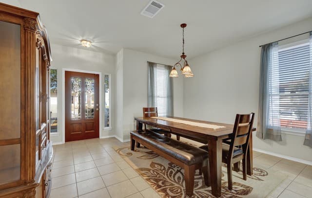 4-bedroom rental at 2748 War Admiral in Schertz, TX — photo 4
