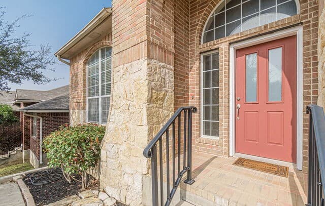 5-bedroom rental at 843 Peg Oak in San Antonio, TX — photo 4
