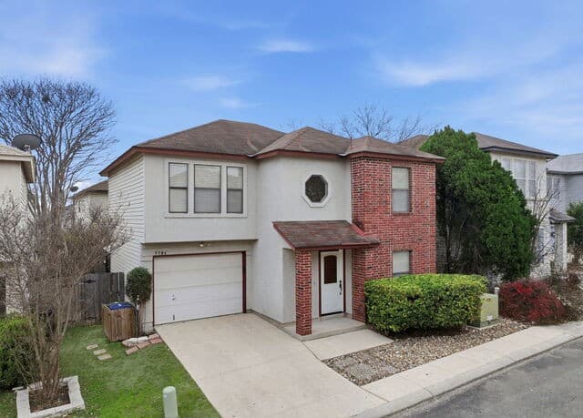 3-bedroom rental at 5506 Kenton Bluff in San Antonio, TX — photo 3