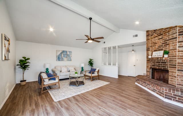 3-bedroom rental at 9502 Woodland Hills in San Antonio, TX — photo 5