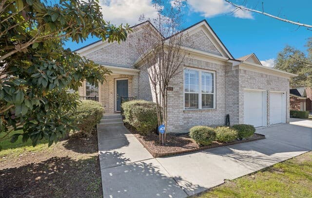 3-bedroom rental at 626 Rexton in San Antonio, TX — photo 1