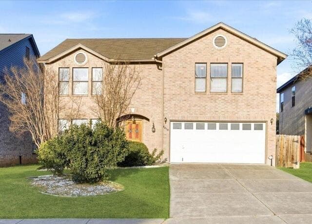 3-bedroom rental at 8410 Park Olympia in Universal City, TX — photo 1