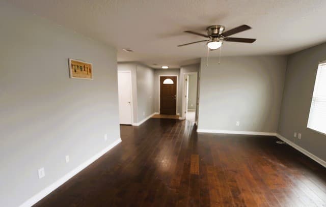 3-bedroom rental at 3838 Pavo Viejo in San Antonio, TX — photo 3
