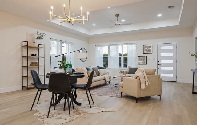 3-bedroom rental at 1742 Basse in San Antonio, TX — photo 4