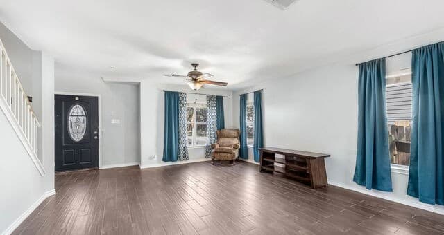 3-bedroom rental at 6922 Crested Quail in San Antonio, TX — photo 4